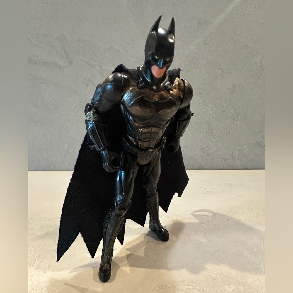 2005 BATMAN Bronze Variant Dark Knight Begins DC Mattel  6" Action Figure